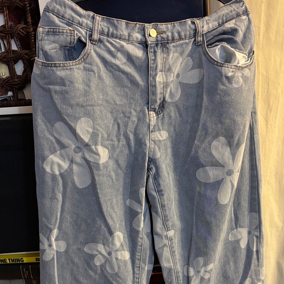 SHEIN Denim - SHEIN Blue Floral Boyfriend Jeans